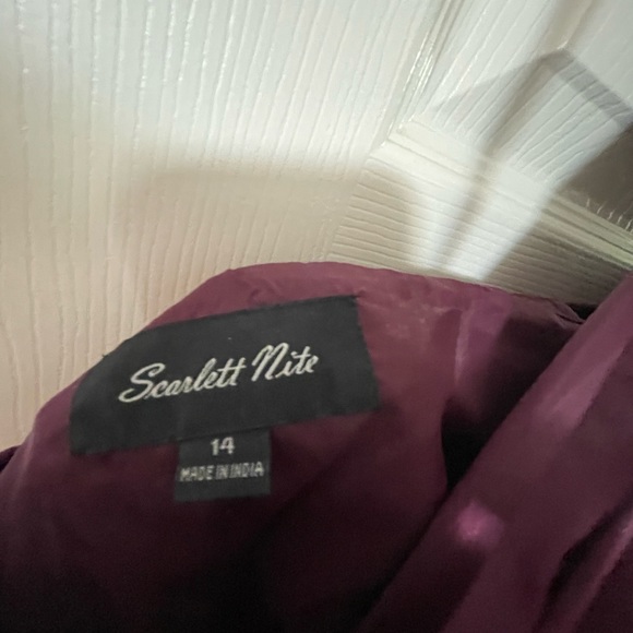 Scarlett Nite formal cocktail dress size 14 color raspberry - Picture 3 of 3